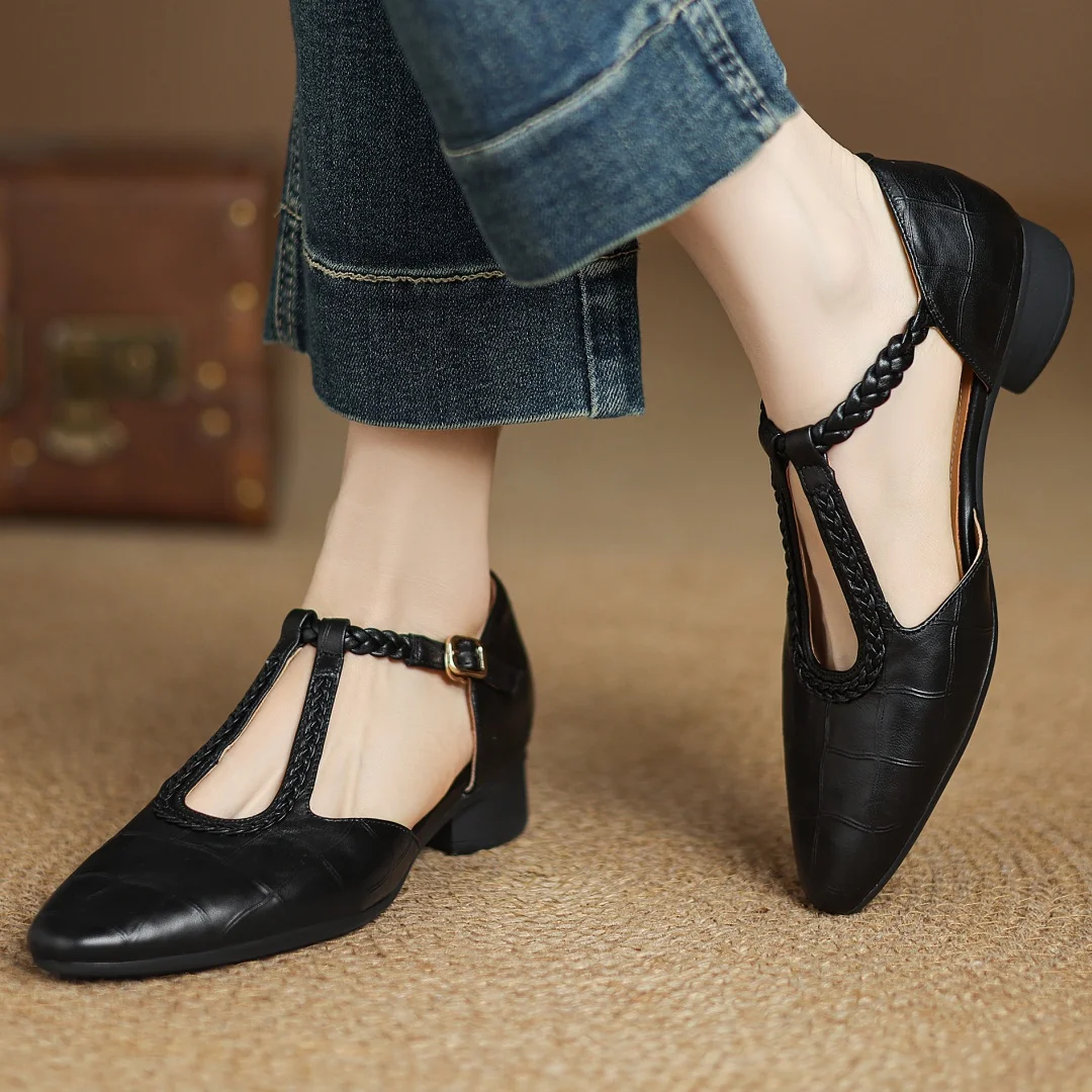 Scarpe Classiche in Pelle con Dettaglio Intrecciato - Vera di Amora Moda, foto 2