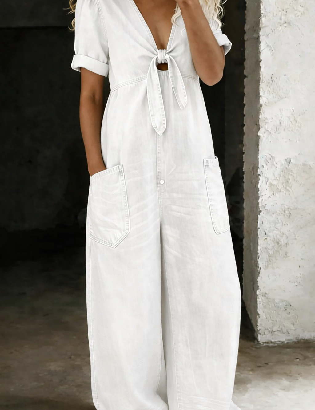 Tuta Corta a Maniche Corte con Scollo a V in bianco - Nadia di Amora Moda, foto 7