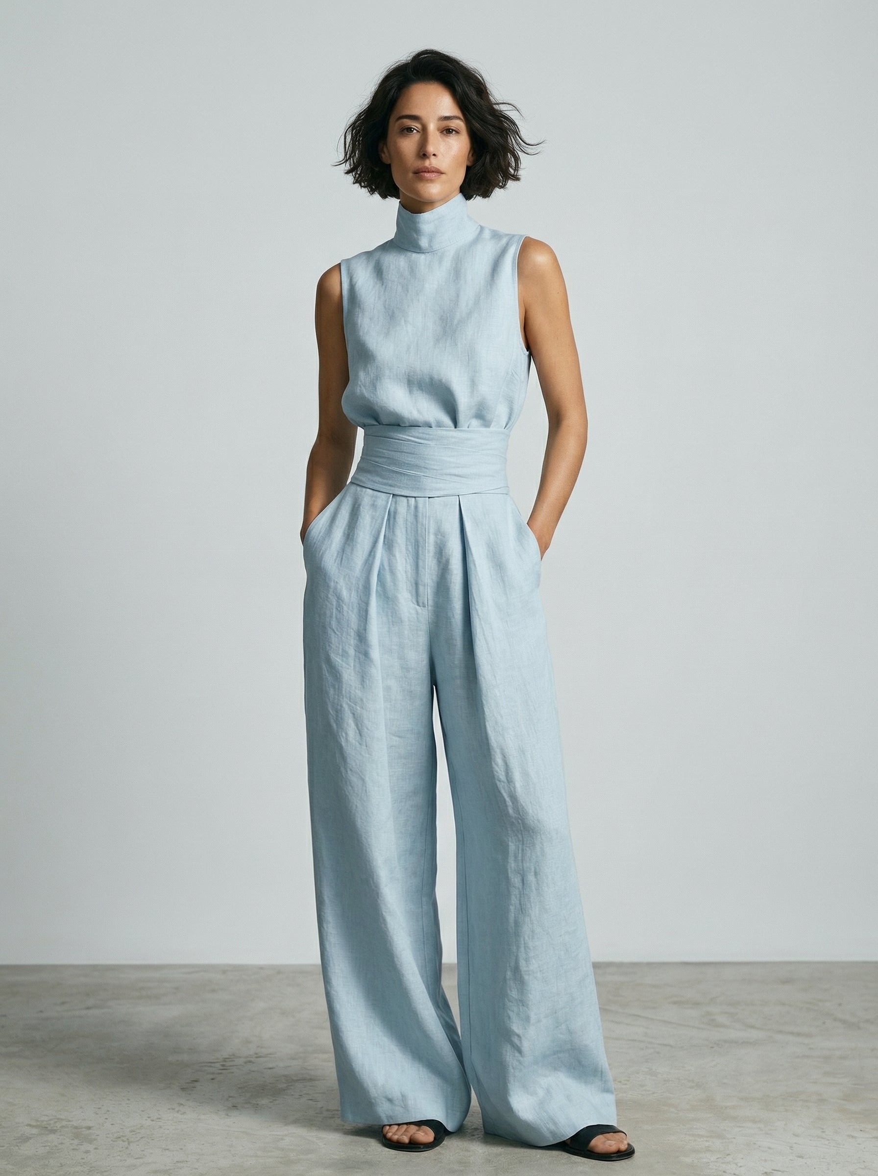 Completo con Canotta senza Maniche in azzurro chiaro - Noemi di Amora Moda, foto 3