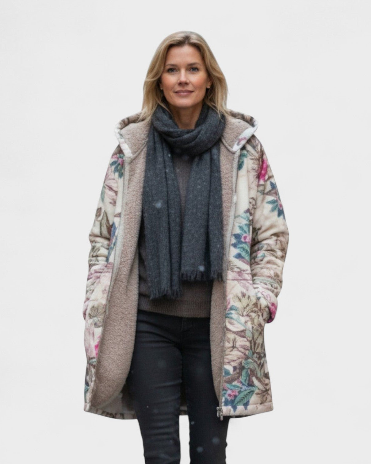 Giacca in Pile Color Pastello con Motivo Botanico - Fiorenza di Amora Moda