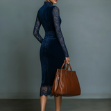 Beatrice - Abito Midi in Velluto Blu Notte con Scollo a V e Pizzo