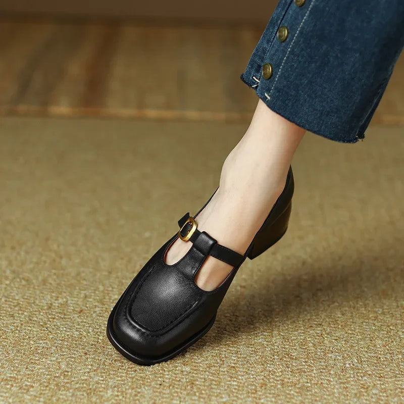 Scarpe con Cinturino a T in Stile Vintage - Emilia di Amora Moda, foto 4