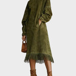 Abito in Camoscio con Collo Alto e Frange - Serena di Amora Moda