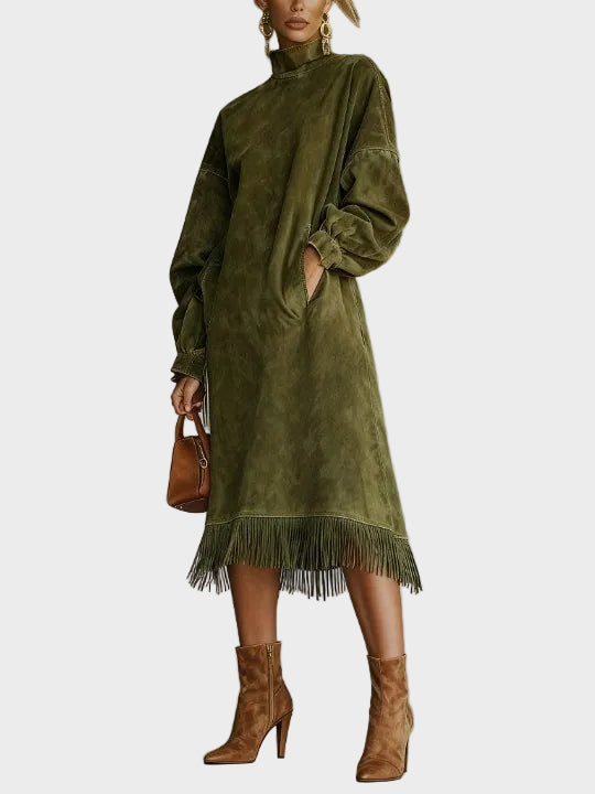 Abito in Camoscio con Collo Alto e Frange - Serena di Amora Moda